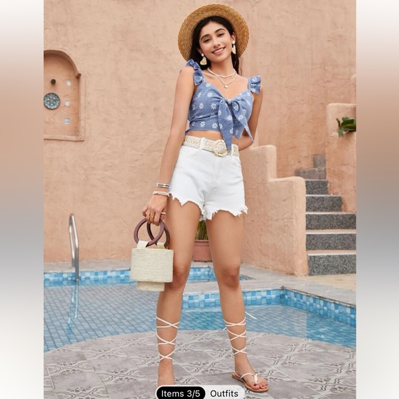 womens M/6 Crop top Daisy Print Tie Front Ruffle Trim Wide Strap blue - Picture 2 of 11